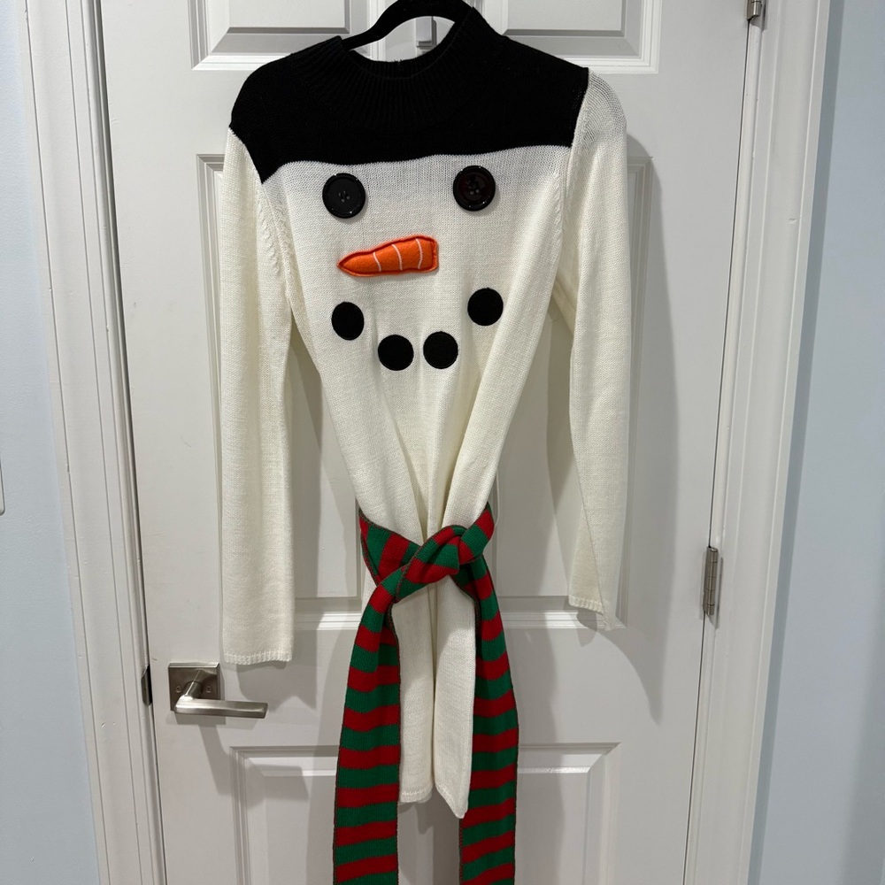 Xhilaration Black and White Crew Neck Sweater Festive Design
